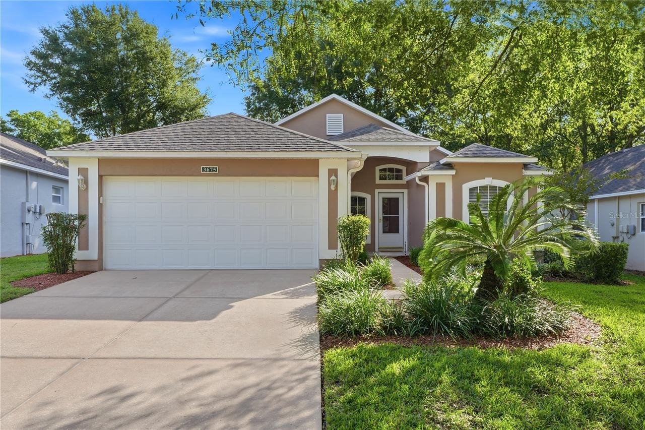 3675 Eversholt St., Clermont, FL 34711
