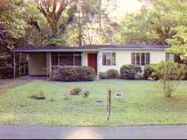1406 NE 7th St St., Gainesville, FL 99999