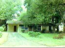 611 E Main St, Gainesville, FL 99999