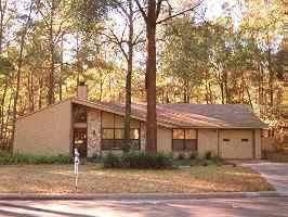 7615 SW 7th Place Pl., Gainesville, FL 32607