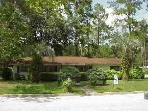 2118 NW 28 Pl., Gainesville, FL 32605