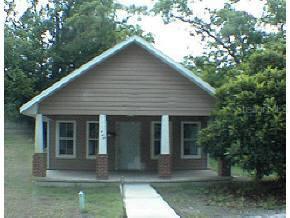 422 NW 4th Ave., Gainesville, FL 32601