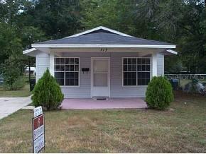 715 NW 3rd Street St., Gainesville, FL 32601