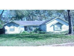 5421 NW 35 Dr, Gainesville, FL 32653