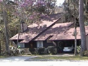 3422 NW 27th Place, Gainesville, FL 32605