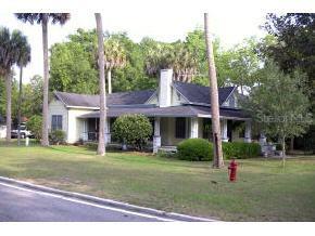 20600 NW 10th Street, Mcintosh, FL 32664