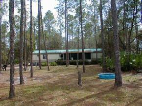 370 Star Lake Dr., Hawthorne, FL 32640