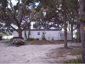 133 E Cowpen Lake Point Road, Hawthorne, FL 32640