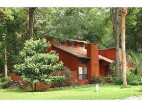 610 SW 77th Ter., Gainesville, FL 32607