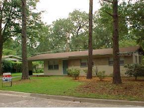 1912 NW 43rd Ave., Gainesville, FL 32605