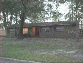 7616 SW 51st Place, Gainesville, FL 32608