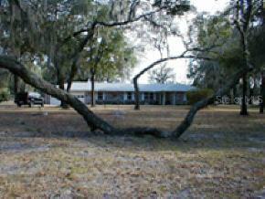 111 Louisa Point, Hawthorne, FL 32640