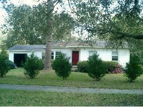 1013 NE 9 St., Gainesville, FL 32601