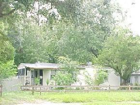 711 NE 9th St., Gainesville, FL 32601