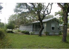 8 Stewart Dr., Suwannee, FL 32692