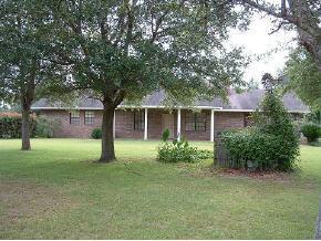 8729 SE 90th Ave, Newberry, FL 32669