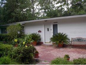 2102 NE 9th Street St., Gainesville, FL 32609