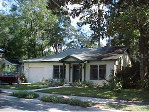 725 NE 5th Ter, Gainesville, FL 32601