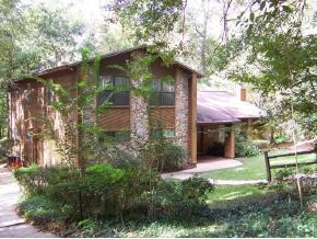 2208 NW 29 Street St., Gainesville, FL 32605