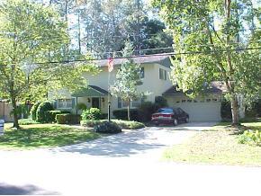 1330 NW 25th Terr Ter., Gainesville, FL 32605