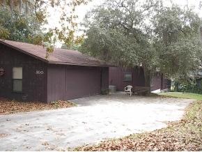 300 Swan Lake Road, Melrose, FL 32666