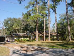 810 SW 21st Ave., Gainesville, FL 32601