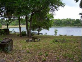 153 Twin Lakes Road, Hawthorne, FL 32640