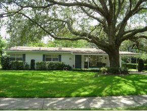 2121 NE 12th St., Gainesville, FL 32609