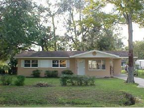 910 NE 25th Ter., Gainesville, FL 32641