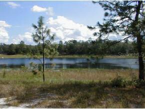 119 Lake Carleton Dr., Melrose, FL 32666