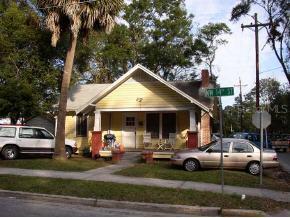 419 NW 14 St., Gainesville, FL 32601