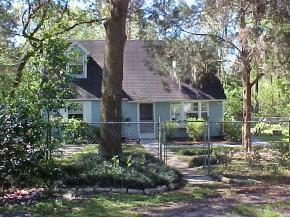2751 SE 24th Place Pl., Gainesville, FL 32641