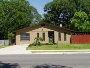 3301 NW 19th St., Gainesville, FL 32605