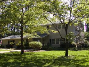 1911 NW 23 St., Gainesville, FL 32605