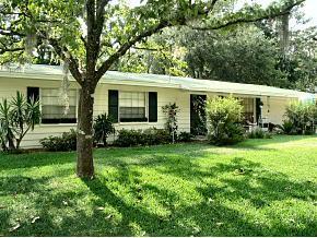 4318 NW 32nd St., Gainesville, FL 32605