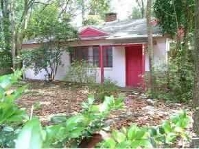 925 NW 13th Ave., Gainesville, FL 32601