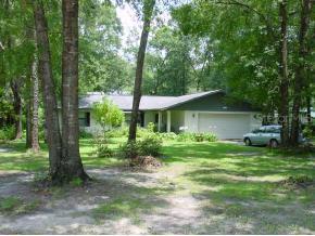 6403 SE 229 Dr., Hawthorne, FL 32640