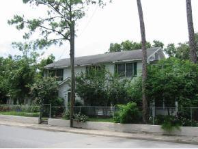 724 SW 10th Ter., Gainesville, FL 32601