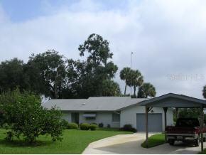 176 Little Orange Lake Dr., Hawthorne, FL 32640