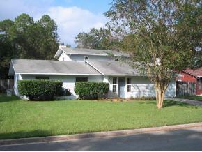 2244 NW 36th Place, Gainesville, FL 32605