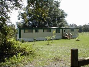 116 Greer Ln., Hawthorne, FL 32640