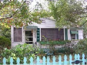 1023 NE 8th Ave., Gainesville, FL 32601