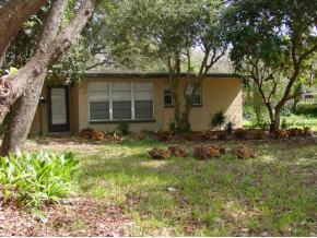 615 NE 8th Ter., Gainesville, FL 32609