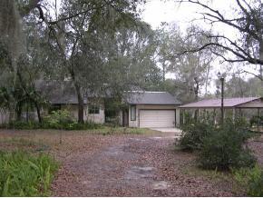 368 SE 3rd Ave., Melrose, FL 32666