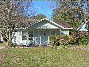 220 NW 14th Ave., Gainesville, FL 32601