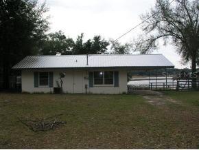 8235 Swan Lake Rd., Melrose, FL 32666