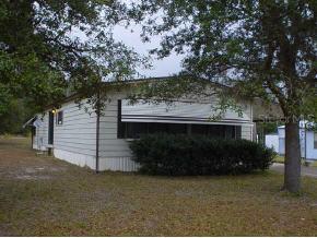 234 Pine St., Hawthorne, FL 32640