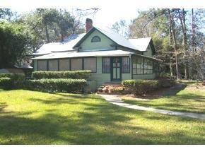 636 NE 7 St., Gainesville, FL 32601
