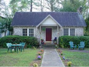 1021 SW 3rd Ave., Gainesville, FL 32326