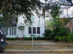 417 SW 10th St., Gainesville, FL 32601